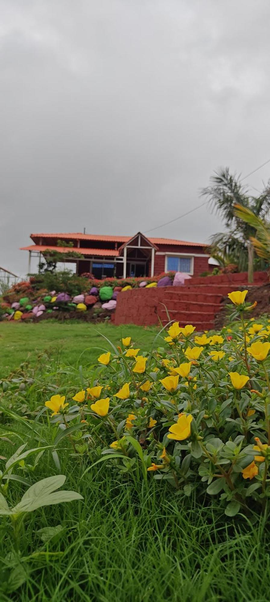 Veera Farmhouse,Villa Kolhapur Ngoại thất bức ảnh