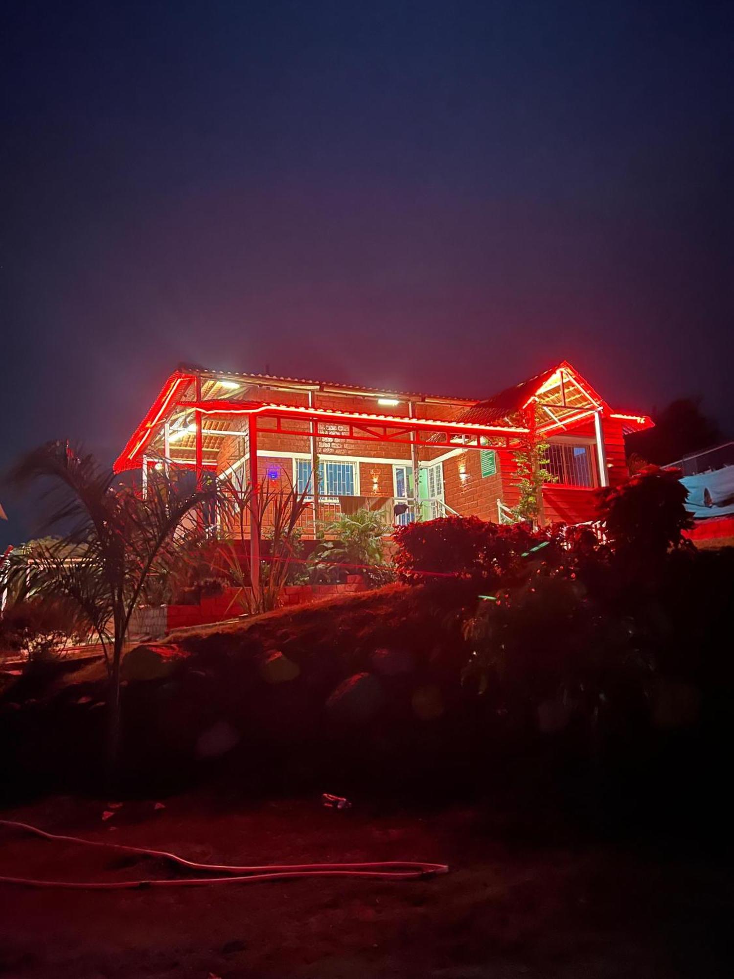 Veera Farmhouse,Villa Kolhapur Ngoại thất bức ảnh